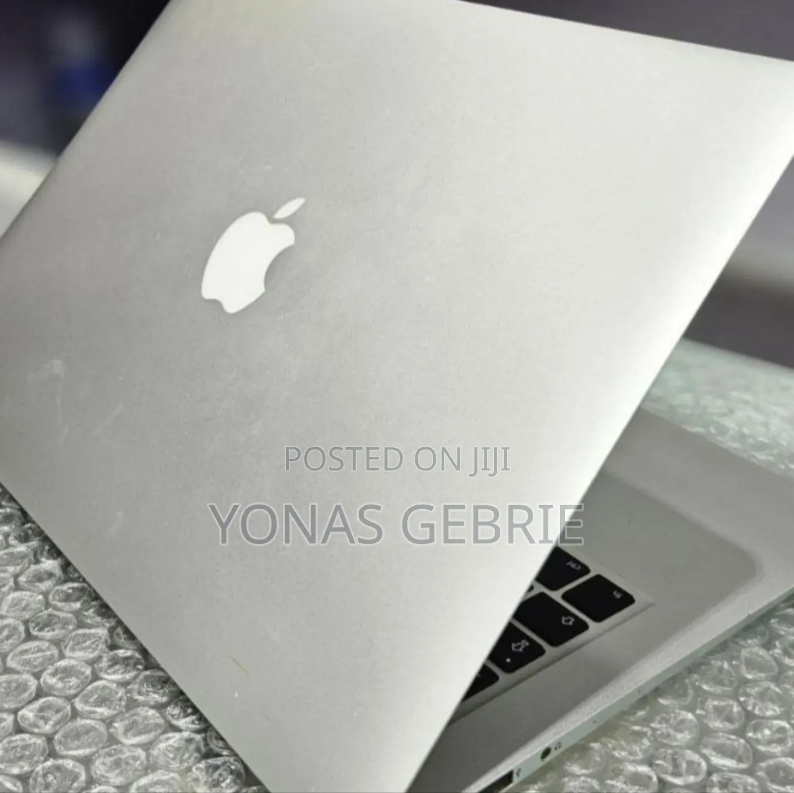 New Laptop Apple MacBook 8GB Intel Core i7 SSD 512GB