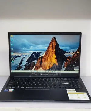 New Laptop Asus VivoBook 15 X505BA 16GB Intel Core i7 SSD 1T