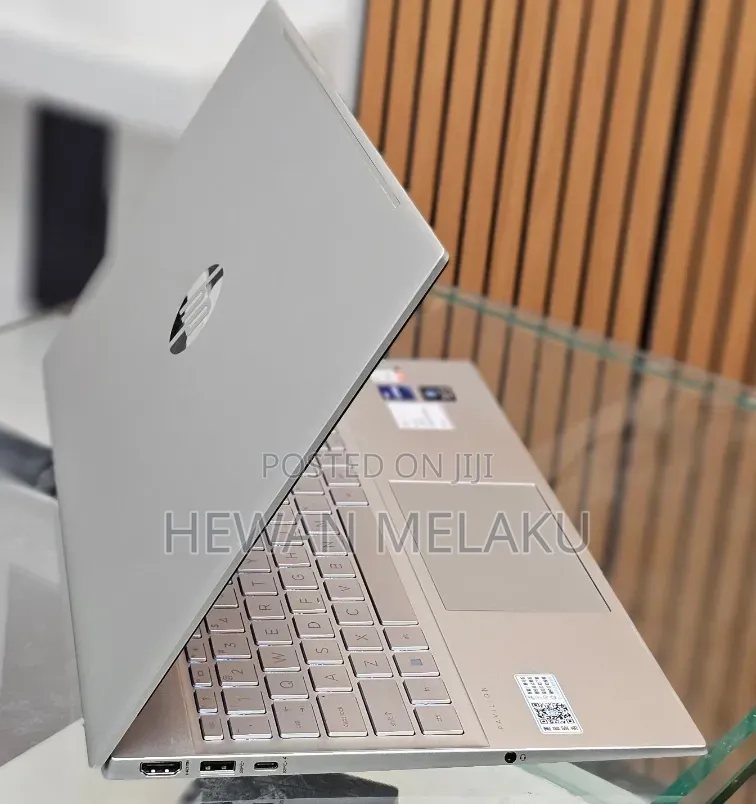 New Laptop HP Pavilion 15 16GB Intel Core i7 SSD 512GB
