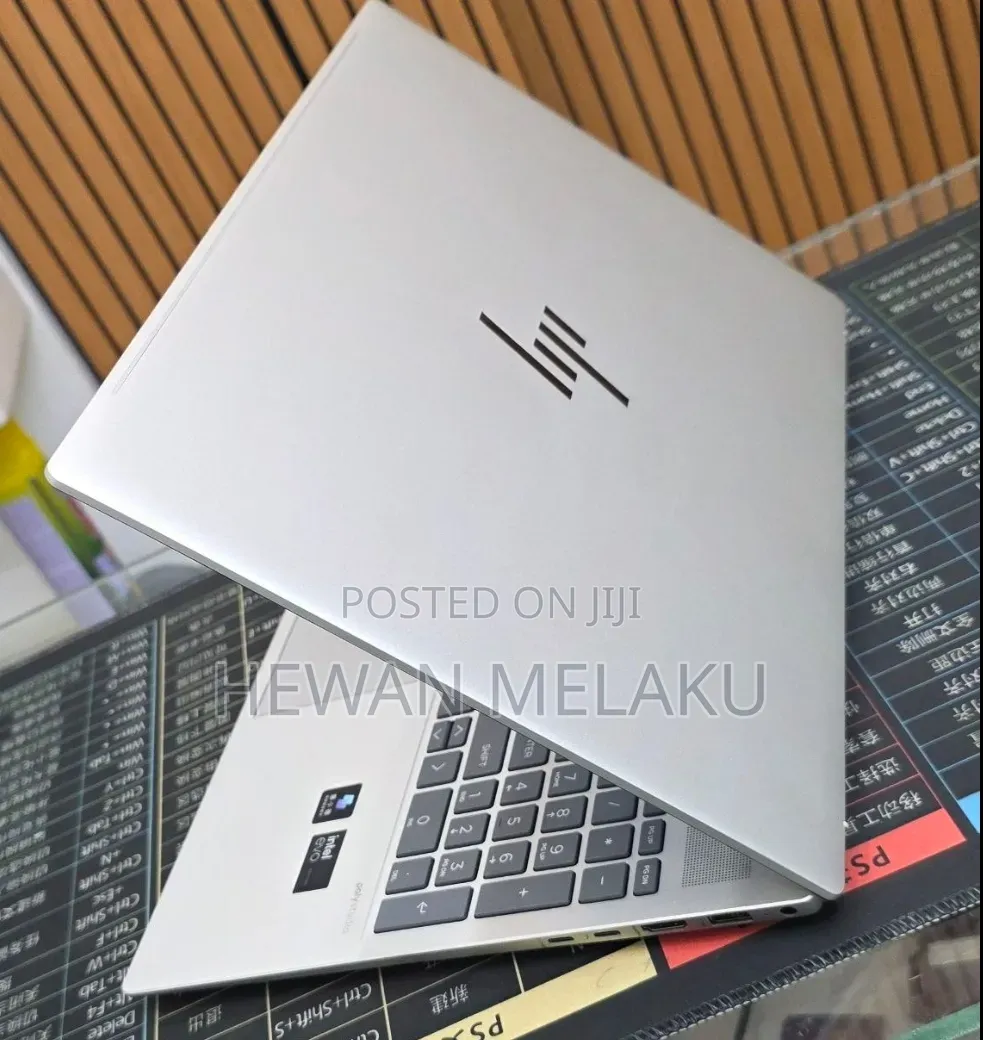 New Laptop HP Pavilion 15 16GB Intel Core Ultra 7 SSD 1T