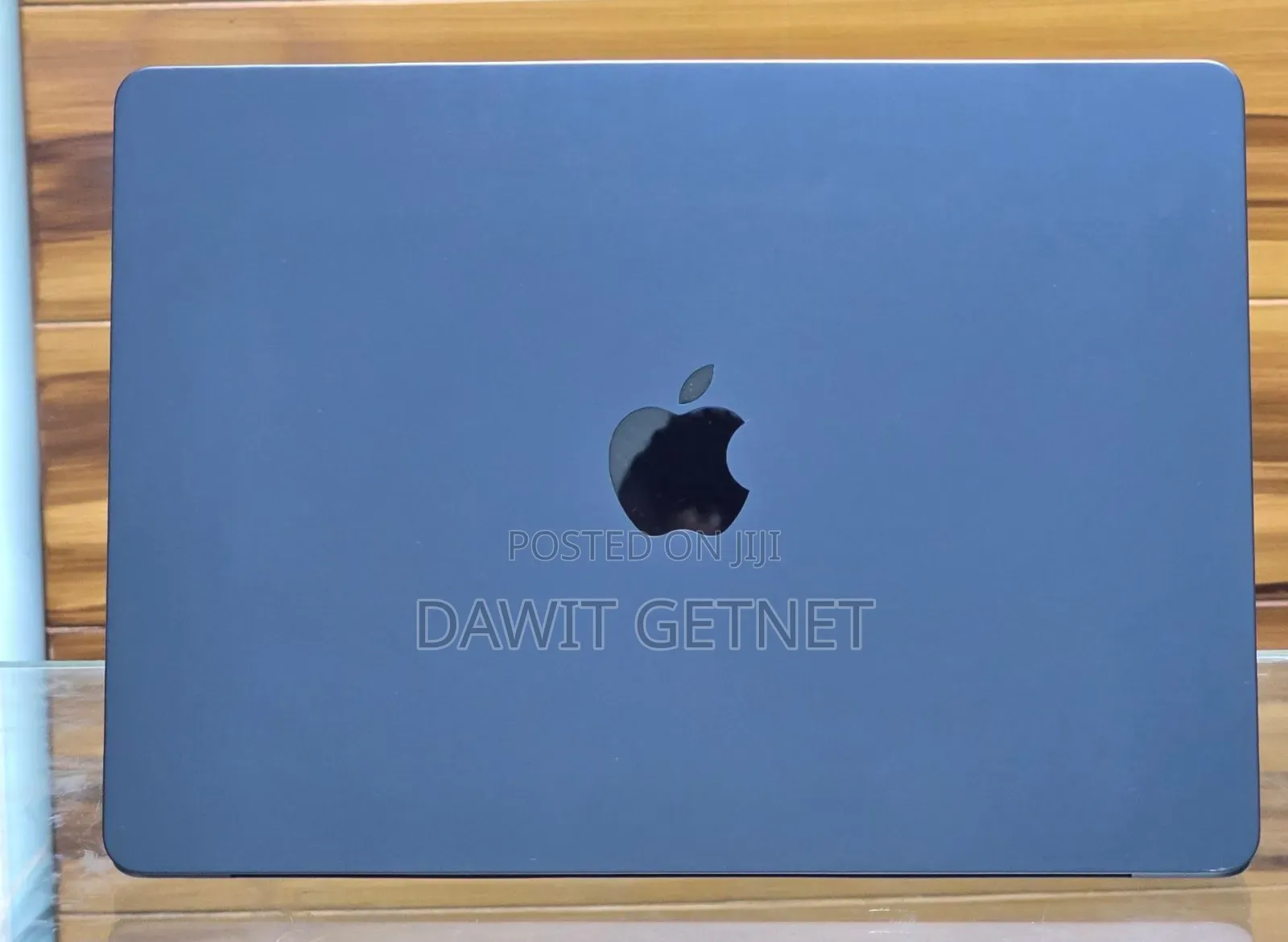 New Laptop Apple MacBook Air 2025 M4 13-inch 16GB Apple M4 SSD 256GB