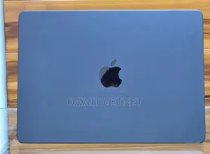 New Laptop Apple MacBook Air 2025 M4 13-inch 16GB Apple M4 SSD 256GB