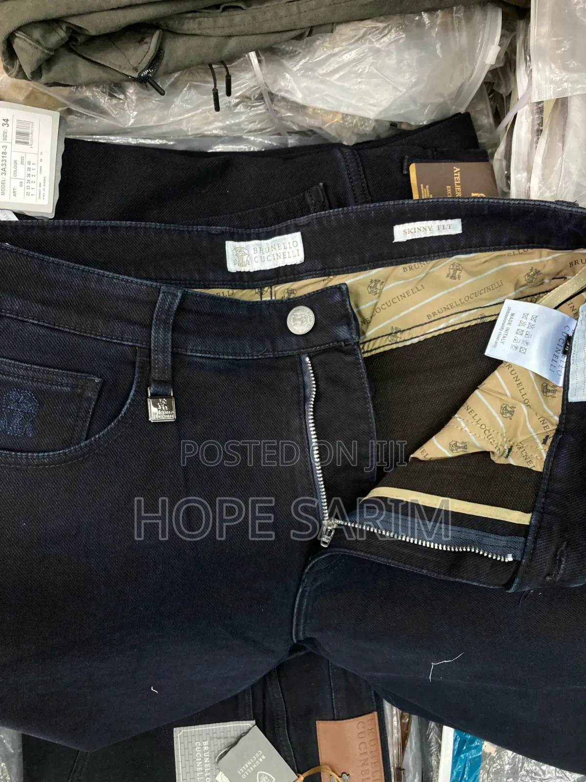 Brunello Cucinelli Men's Luxury Black Jeans