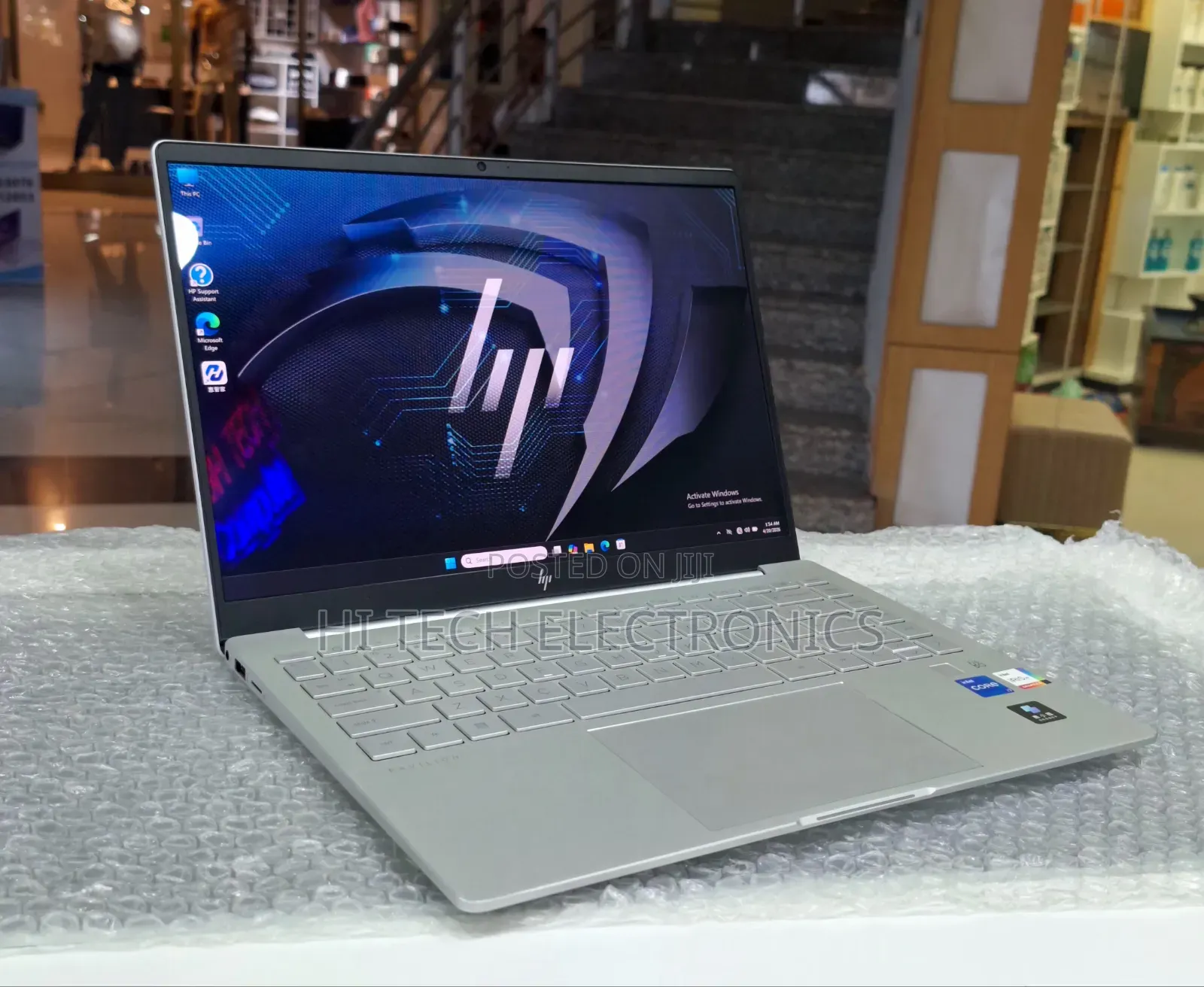 New Laptop HP Pavilion 14 16GB Intel Core i7 SSD 1T