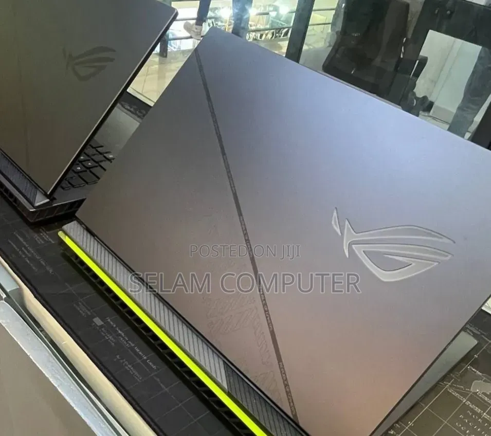 New Laptop Asus ROG Strix G16 G614 16GB Intel Core i9 SSD 1T
