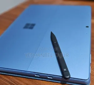 New Laptop Microsoft Surface 16GB Intel Core i7 SSD 512GB