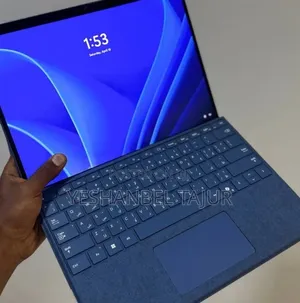 New Laptop Microsoft Surface 16GB Intel Core i7 SSD 512GB