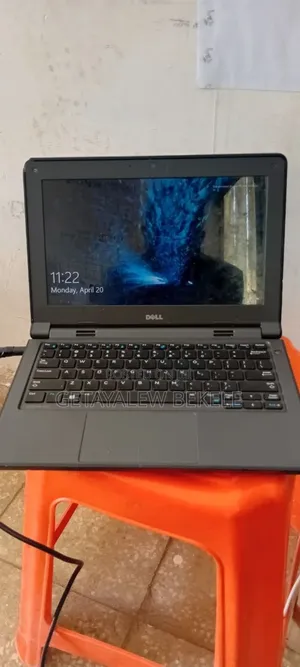 Laptop Dell Latitude 11 3150 4GB Intel Celeron HDD 500GB
