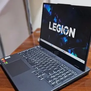 New Laptop Lenovo 16GB AMD Ryzen 7 SSD 512GB