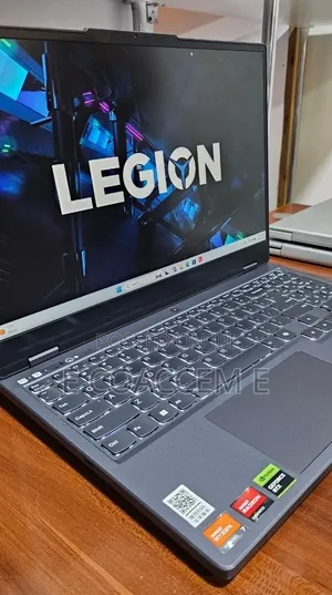 New Laptop Lenovo 16GB AMD Ryzen 7 SSD 512GB