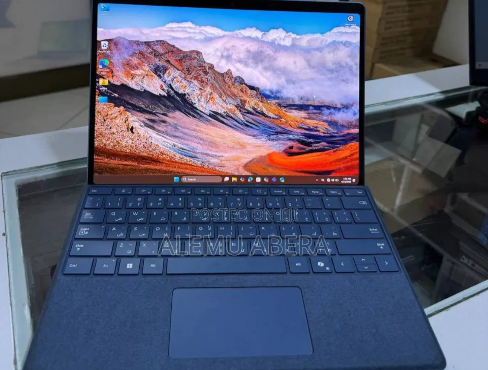 New Microsoft Surface Pro 11th Edition, a Copilot+ PC 16GB SSD 512GB