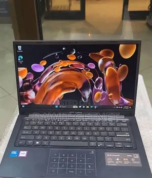 New Laptop Asus VivoBook 15 X505BA 16GB Intel Core i5 SSD 512GB