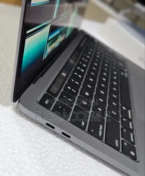New Laptop Apple MacBook 8GB Apple M2 SSD 256GB