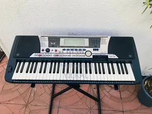 Yamaha PSR 550 Keyboard