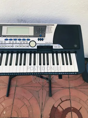 Yamaha PSR 550 Keyboard