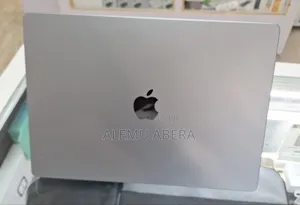 New Laptop Apple MacBook Pro M1 32GB Apple M1 Max SSD 1T