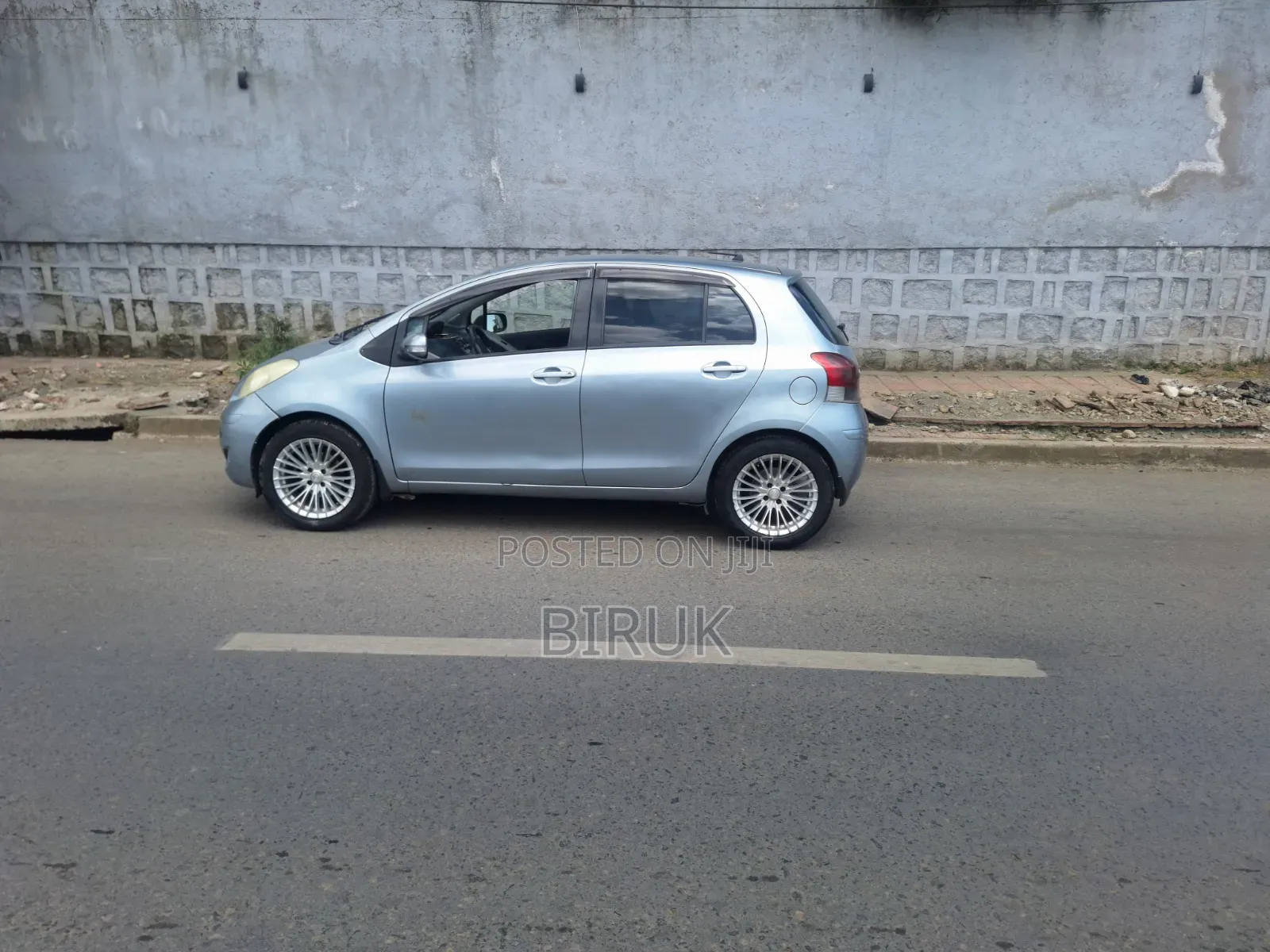Toyota Yaris 2010 Gray