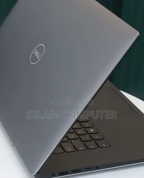 New Laptop Dell Precision 5540 16GB Intel Core i9 SSD 512GB