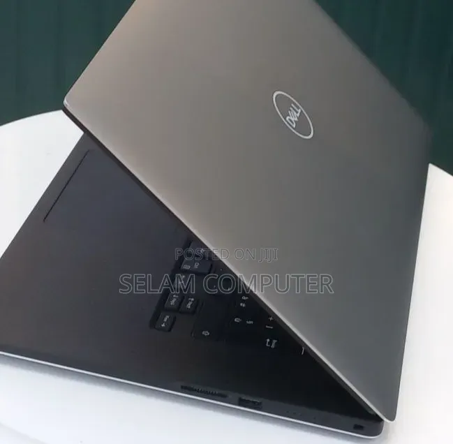 New Laptop Dell Precision 5540 16GB Intel Core i9 SSD 512GB