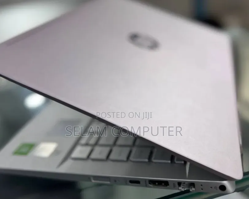 New Laptop HP Pavilion 15 8GB Intel Core i7 SSD 512GB