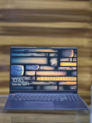 New Laptop Asus VivoBook 15 X505BA 16GB Intel Core i7 SSD 512GB