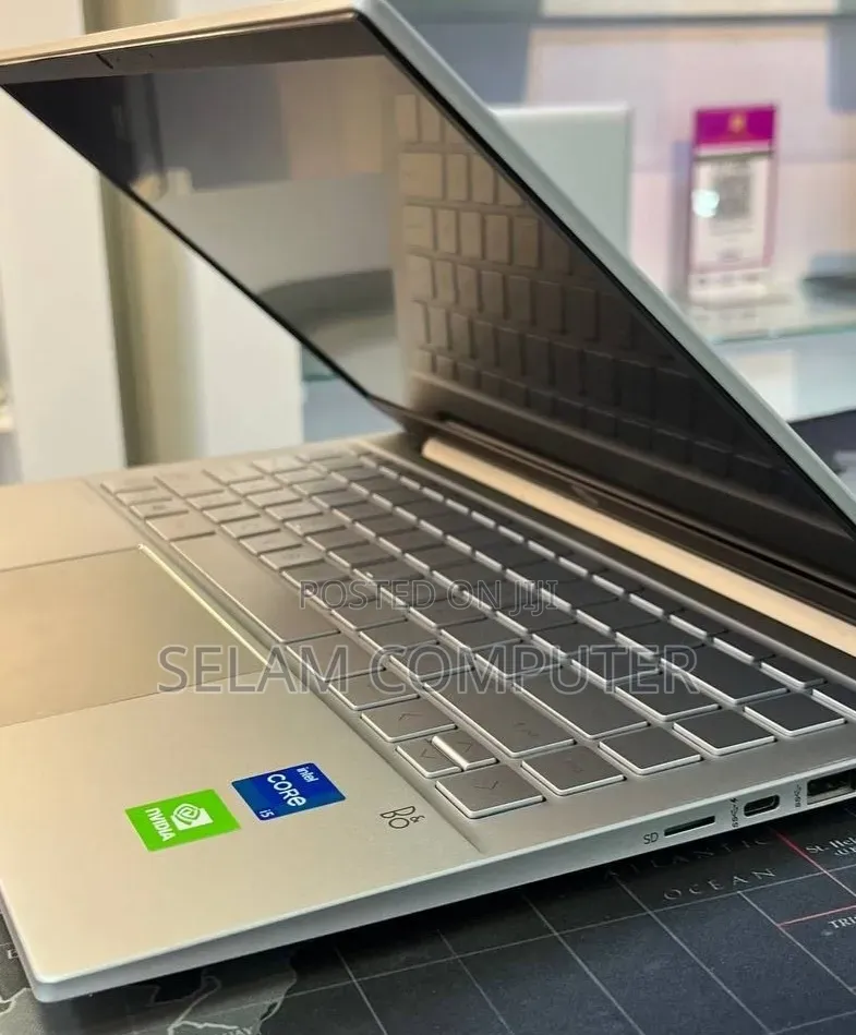 New Laptop HP Pavilion 14 16GB Intel Core i5 SSD 512GB