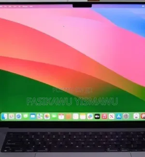 New Laptop Apple MacBook Pro 2021 M1 16GB Apple M1 Pro SSD 512GB