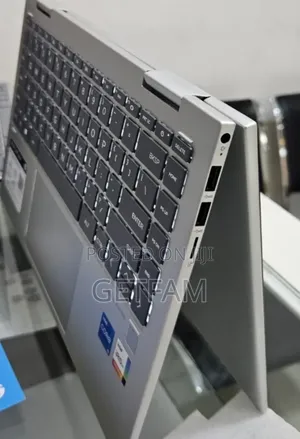 New Laptop HP Envy x360 8GB Intel Core i5 SSD 512GB