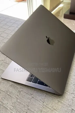 New Laptop Apple MacBook Air 2020 16GB Apple M1 SSD 512GB