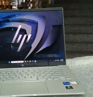 New Laptop HP Pavilion 15-eh0050wm 16GB Intel Core i7 SSD 512GB