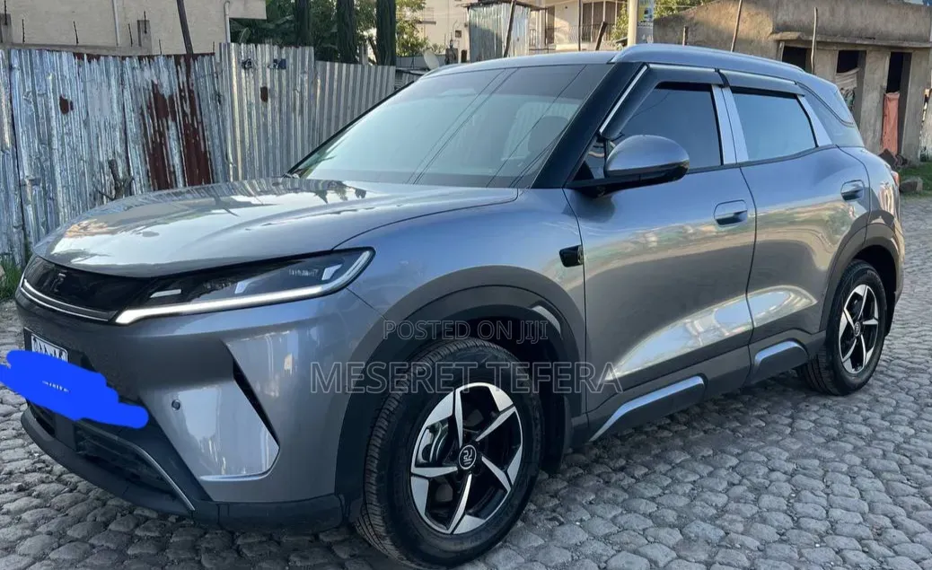 BYD Yuan Up 2025 Gray