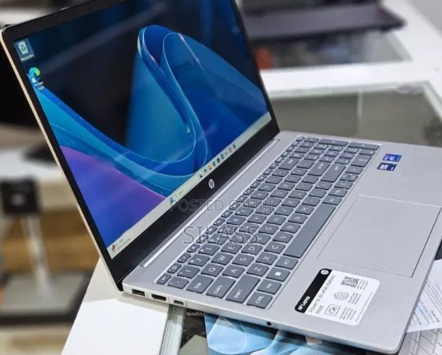 New Laptop HP Pavilion 15 16GB Intel Core Ultra 7 SSD 1T