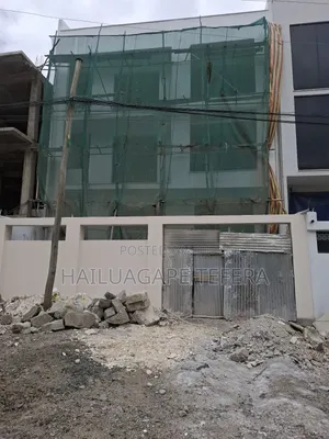 6bdrm Townhouse/Terrace in G+4With Trace, Bole for sale