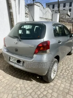 Toyota Yaris 2009 Silver