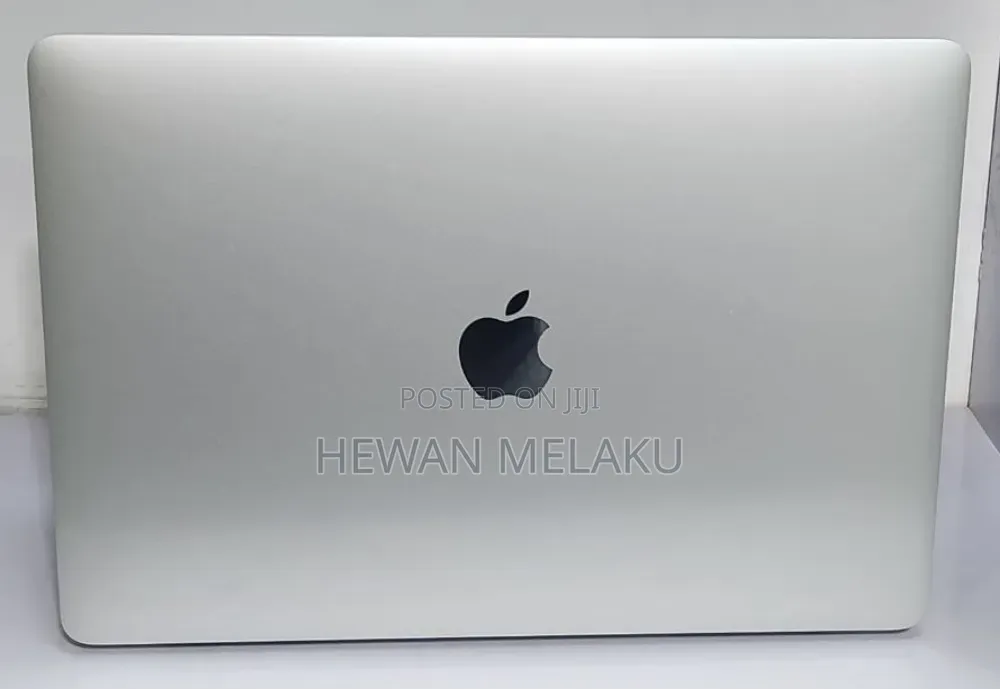 New Laptop Apple MacBook Pro 2020 16GB Intel Core i7 SSD 512GB