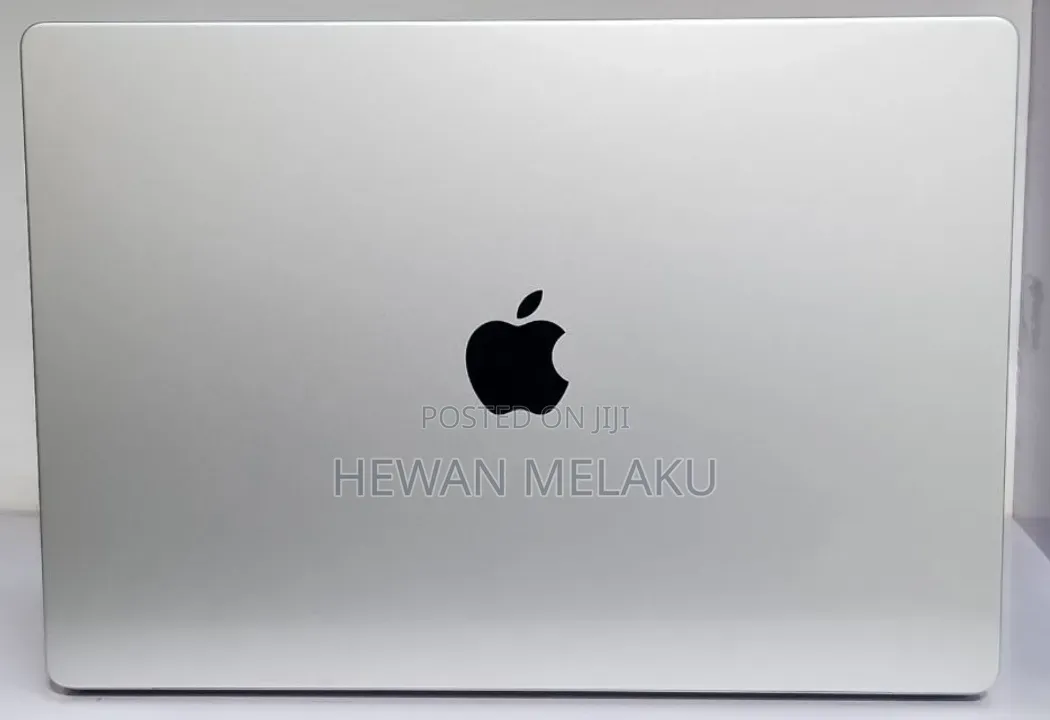 New Laptop Apple MacBook Pro M1 16GB Apple M1 Pro SSD 512GB