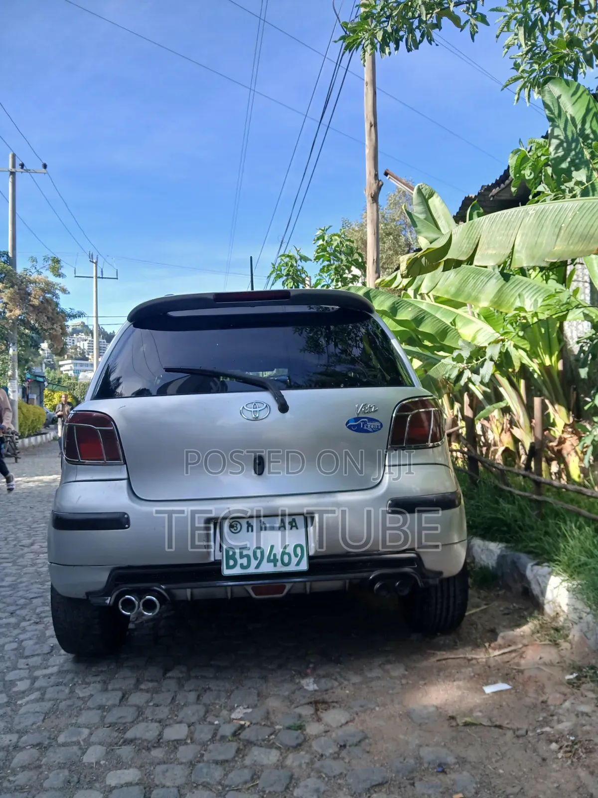 Toyota Vitz 2004 Silver