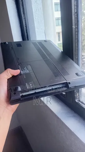 Laptop Lenovo 4GB AMD A8 HDD 500GB