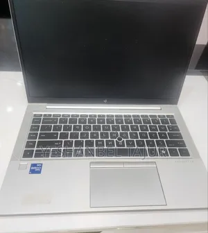 New Laptop HP EliteBook 840 G8 16GB Intel Core i7 SSD 512GB