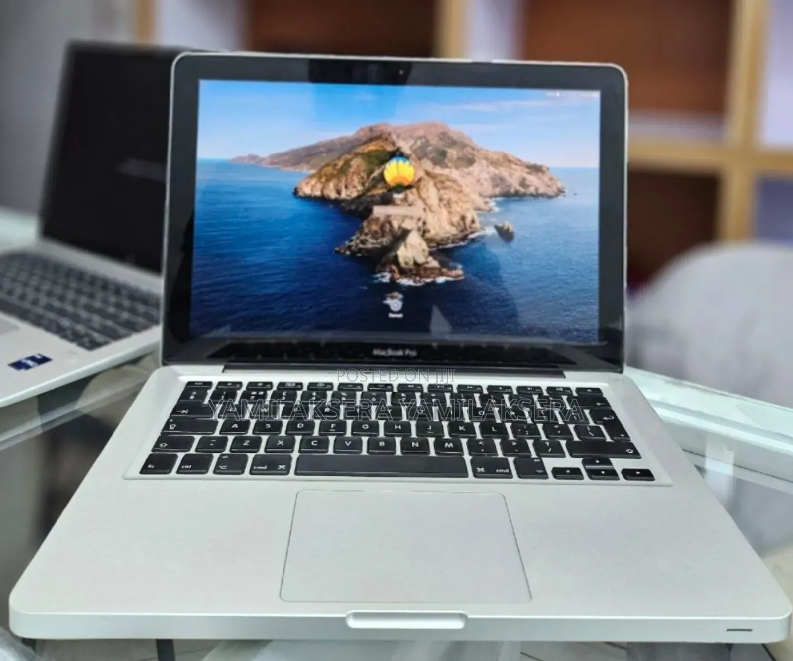 New Laptop Apple MacBook Pro 2012 8GB Intel Core i5 SSD 256GB