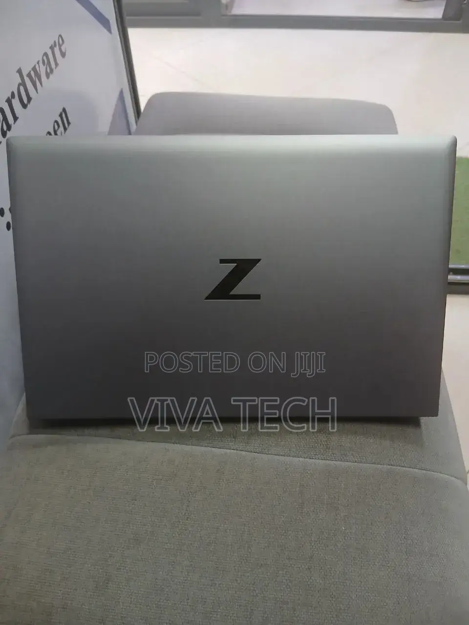 New Laptop HP ZBook Firefly 14 G7 8GB Intel Core i5 SSD 512GB
