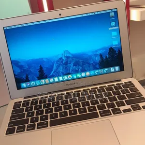 New Laptop Apple MacBook Air 2015 8GB Intel Core i5 SSD 128GB