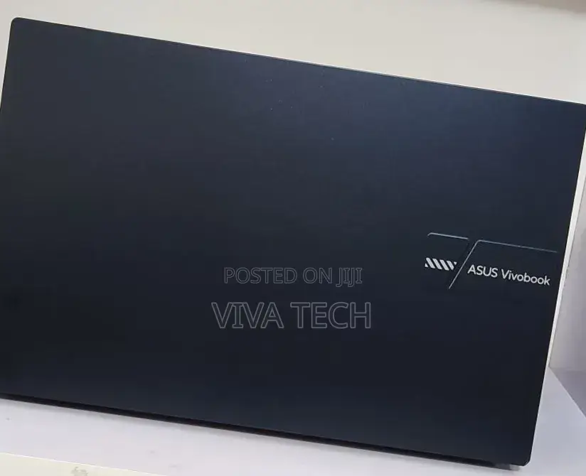New Laptop Asus VivoBook 15 X505BA 16GB Intel Core i9 SSD 1T
