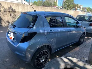 Toyota Yaris 2012 Blue
