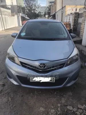 Toyota Yaris 2012 Blue