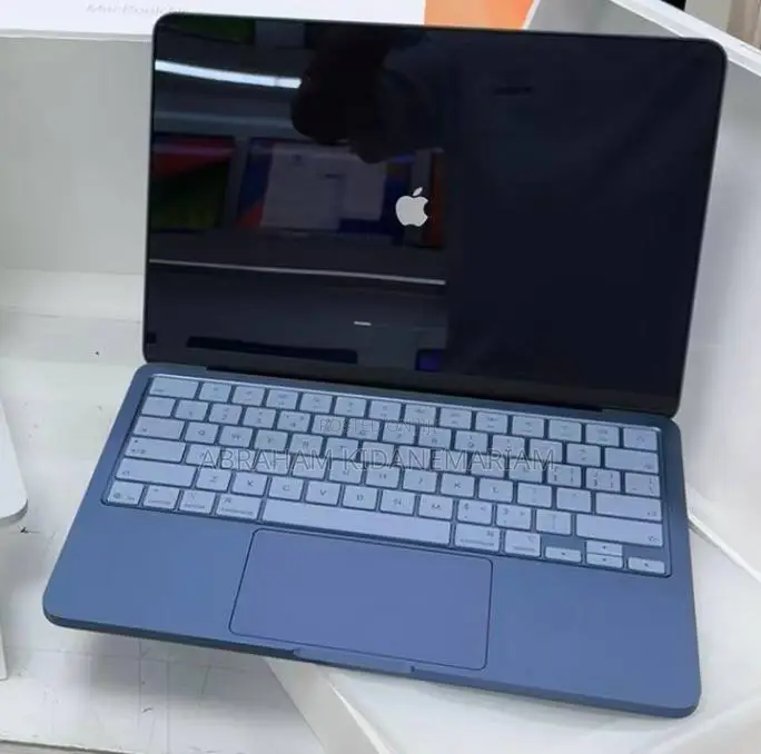 New Laptop Apple MacBook Neo 2026 8GB SSD 256GB