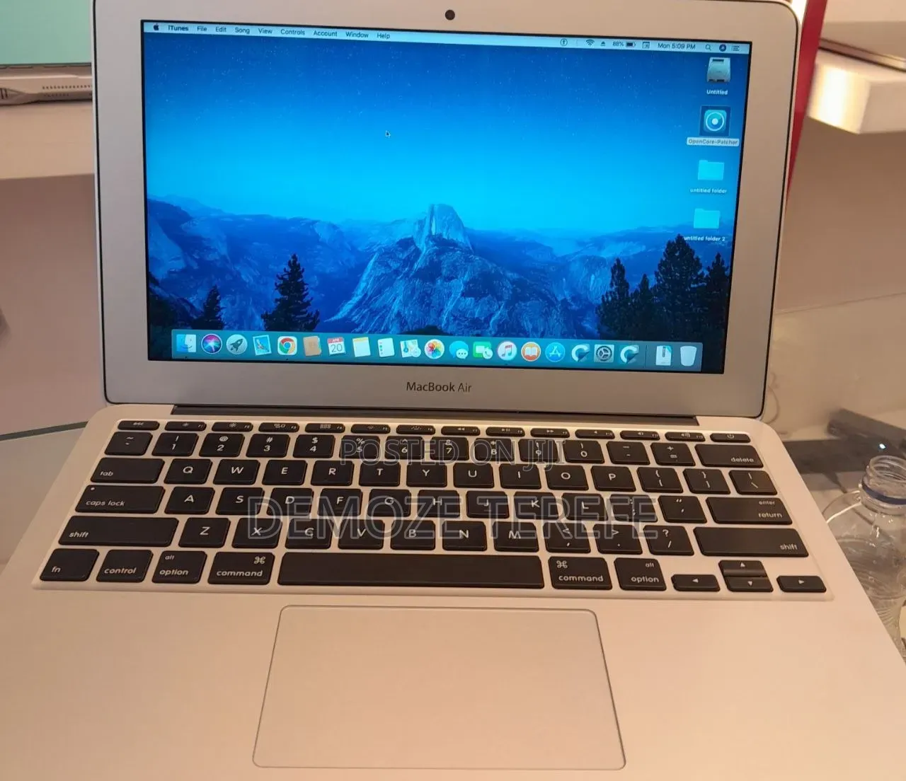 New Laptop Apple MacBook Pro 2015 8GB Intel Core i5 SSD 128GB
