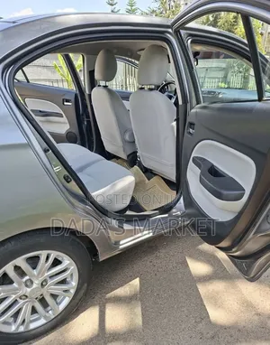 Mitsubishi Attrage 2021 Gray