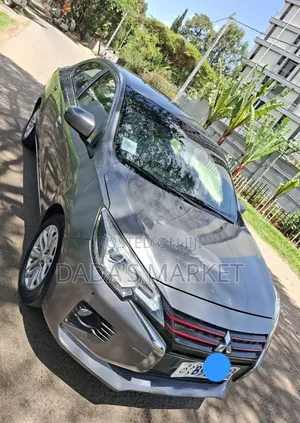 Mitsubishi Attrage 2021 Gray
