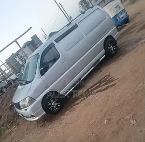 Toyota HiAce 2008 Silver